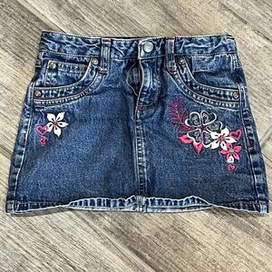 Girl's Denim Skort with Floral Embroidery | Children's Apparel‎ Size Small